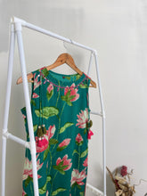 LOTUS CHARM TOP (SU 430)